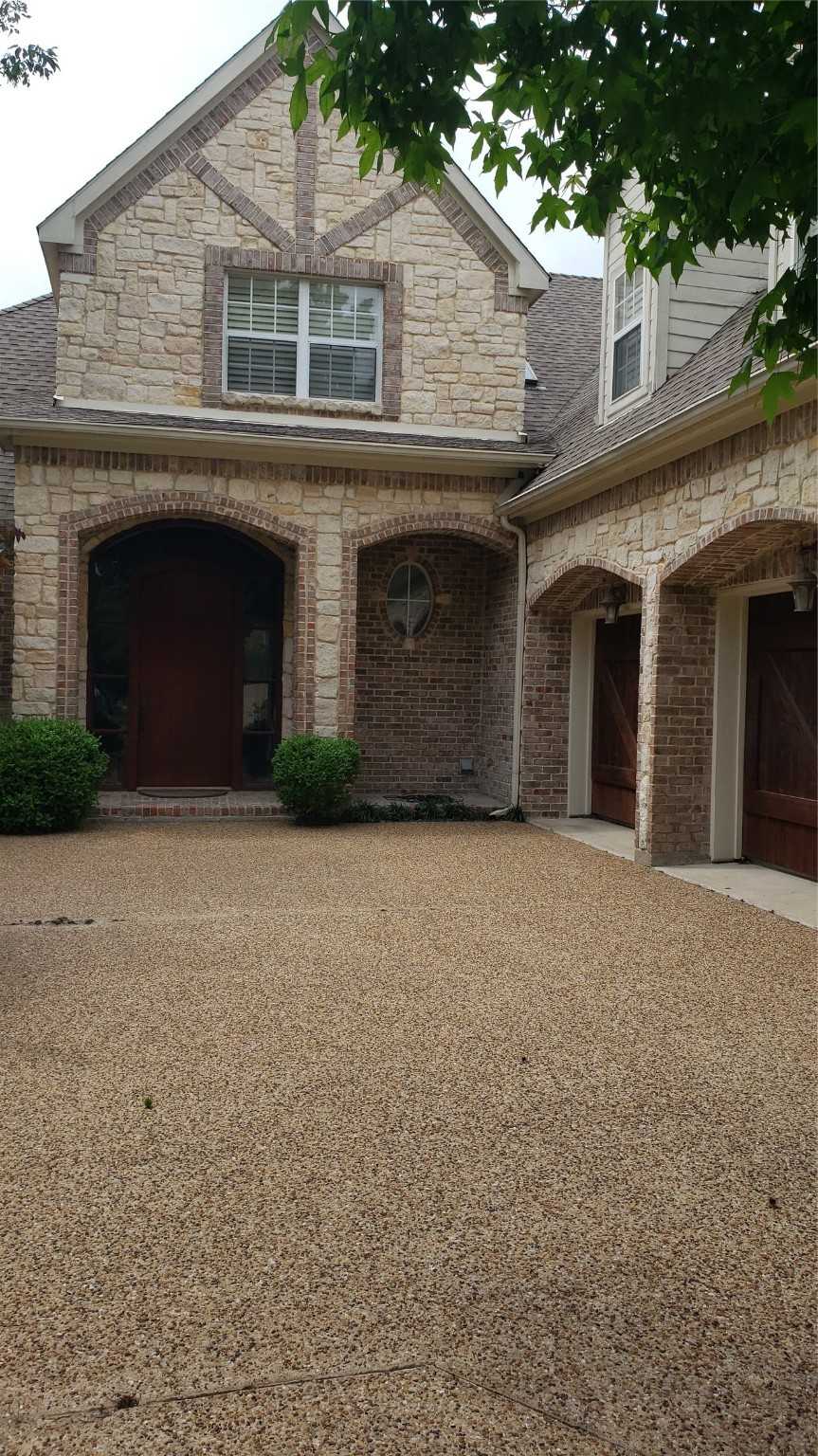 photo 3: 1306 Creekwood Drive, Garland TX 75044