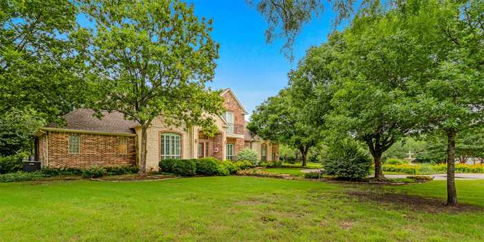 photo 2: 220 Woodbluff Court, Royse City TX 75189