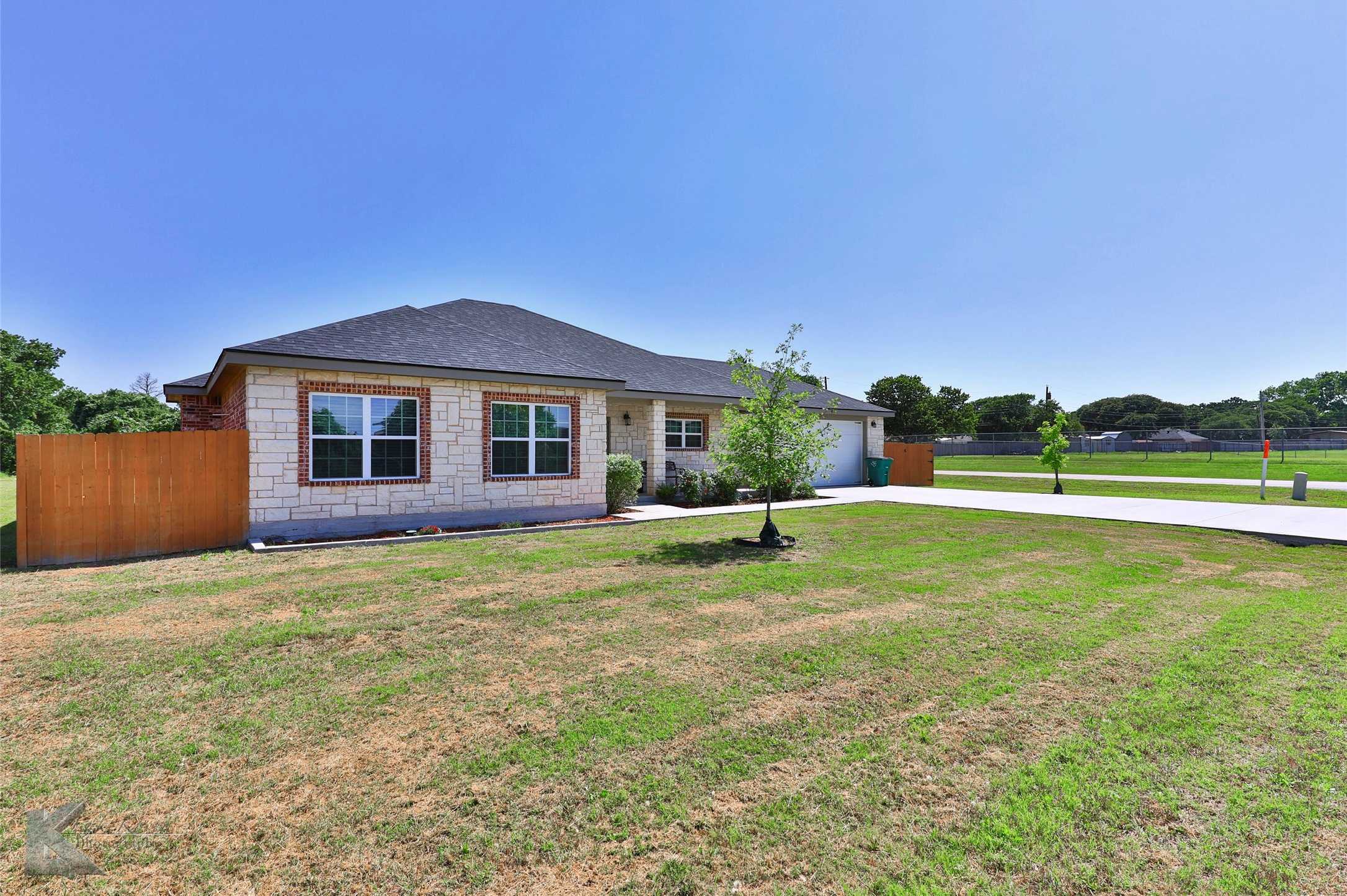 photo 3: 103 Bulldog Lane, Clyde TX 79510