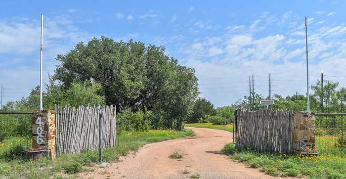 photo 2: 406 South Avenue, Brady TX 76825