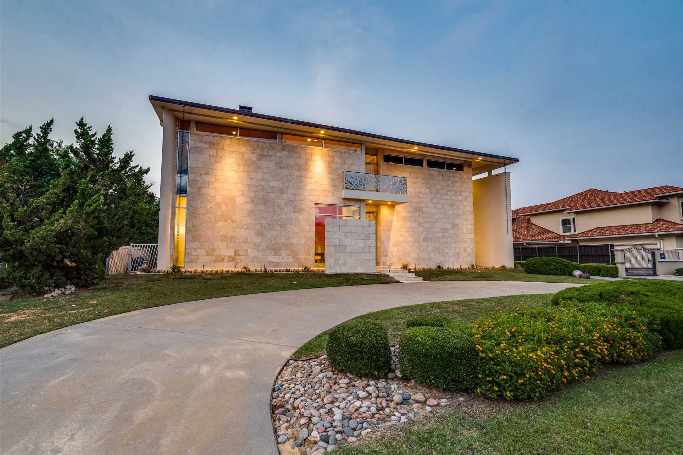 photo 1: 6517 Timber Wolf Trail, Plano TX 75093