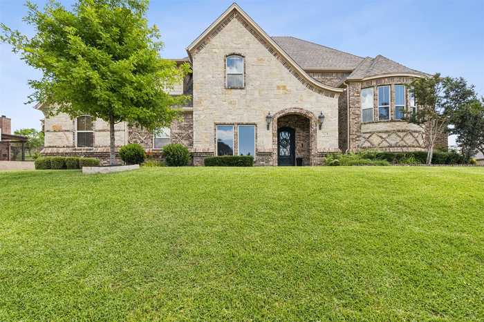 photo 1: 7624 Eagle Ridge Circle, Fort Worth TX 76179