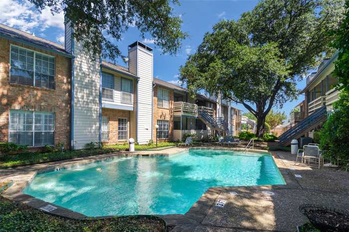 photo 1: 1605 Marsh Lane Unit 404, Carrollton TX 75006