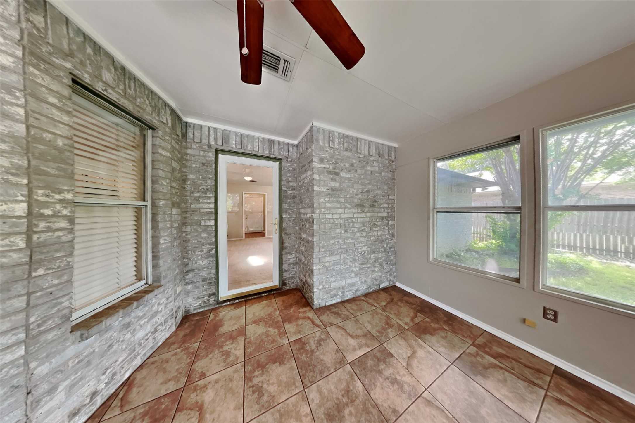 photo 3: 232 Dodge Drive, Keller TX 76248