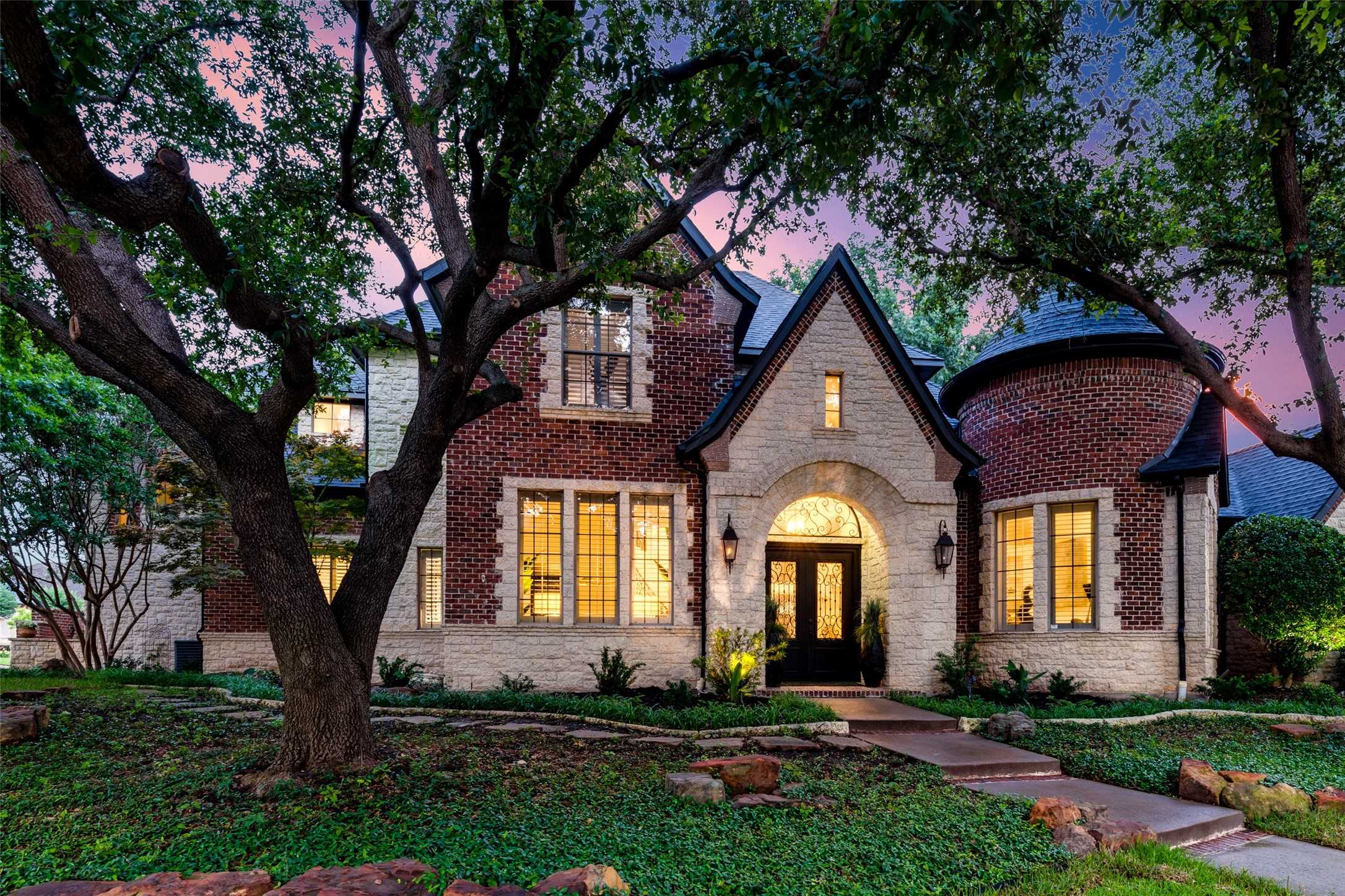 photo 1: 6616 Shoal Forest Court, Plano TX 75024