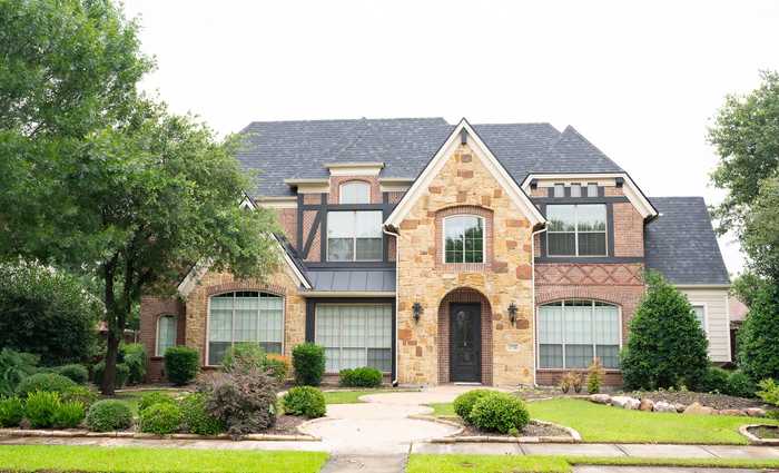 photo 2: 1710 Saint James Place, Garland TX 75043