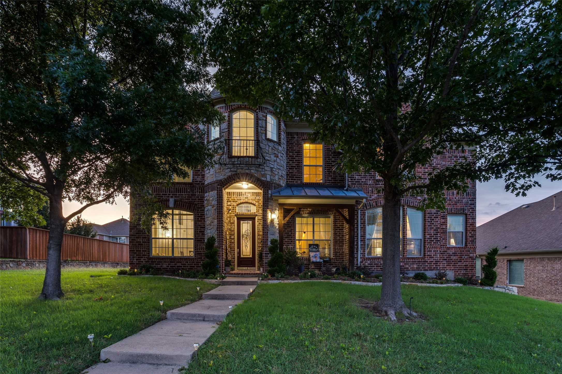 photo 2: 2449 Claymore Avenue, Garland TX 75043