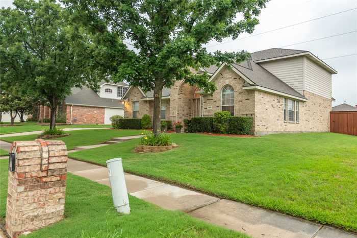 photo 2: 4213 Lauren Lane, Garland TX 75043