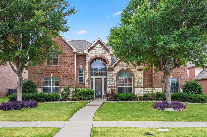 photo 2: 15028 Turnbridge Drive, Frisco TX 75035