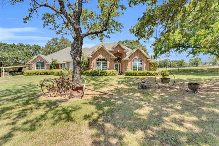 photo 1: 6217 County Road 304, Grandview TX 76050