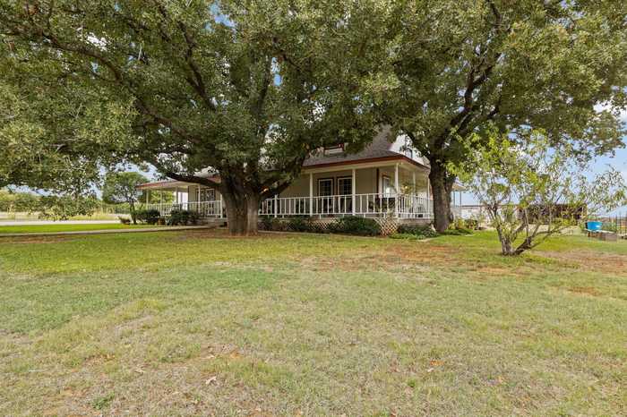 photo 1: 9701 County Road 409a, Grandview TX 76050