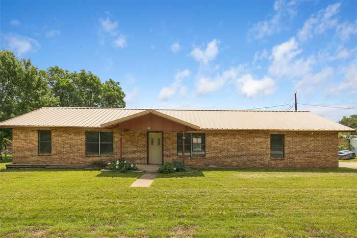 photo 1: 857 Cherokee Road, De Leon TX 76444