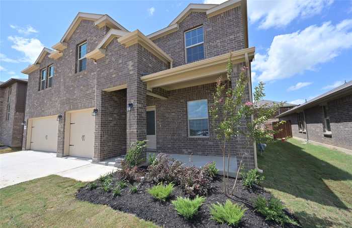 photo 2: 1922 COOKES Lane, Cleburne TX 76033