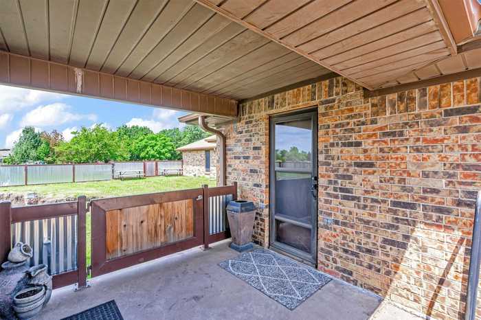 photo 2: 9720 Bluebonnet Drive, Scurry TX 75158