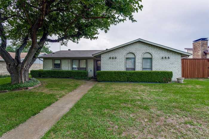 photo 2: 1818 Andover Drive, Garland TX 75041