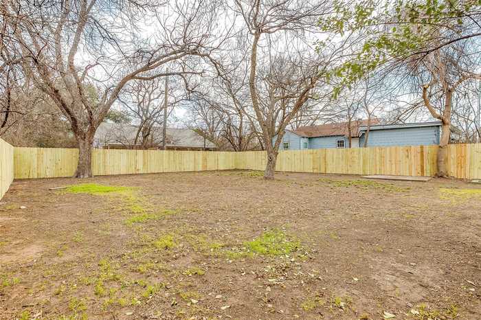 photo 40: 810 W 5th Street, Clifton TX 76634