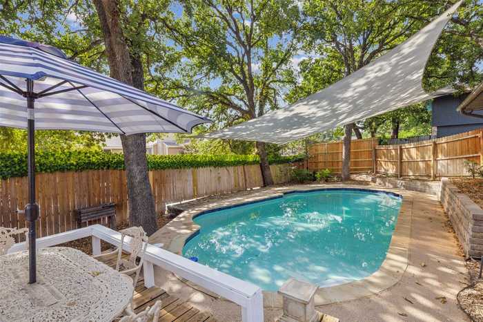 photo 2: 2205 Adams Drive, Arlington TX 76011