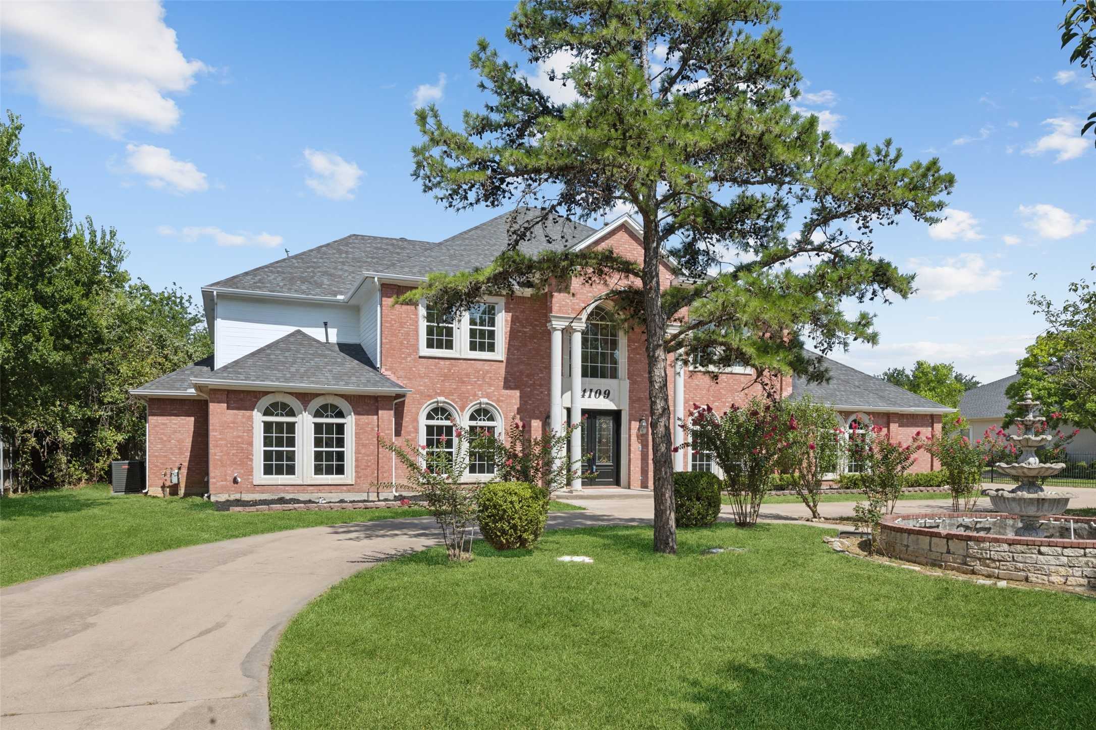 photo 1: 4109 Shorewood Drive, Arlington TX 76016