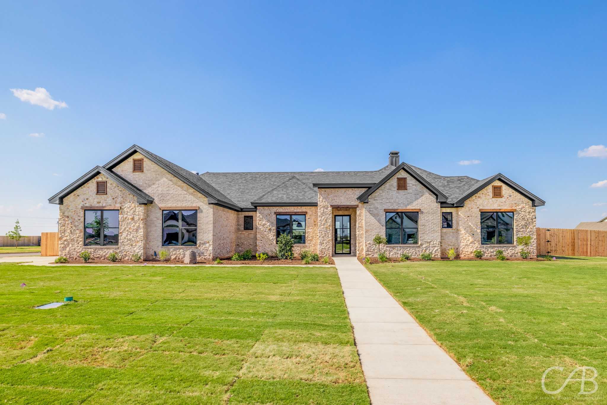 photo 1: 194 Gainesway Drive, Abilene TX 79606