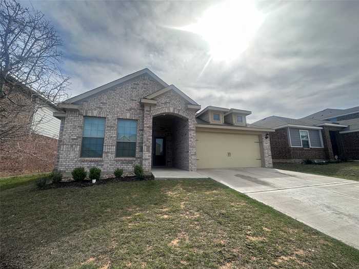 photo 1: 309 Bearman Drive, Fort Worth TX 76120