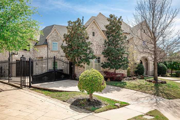 photo 2: 6766 Reims Court, Frisco TX 75034