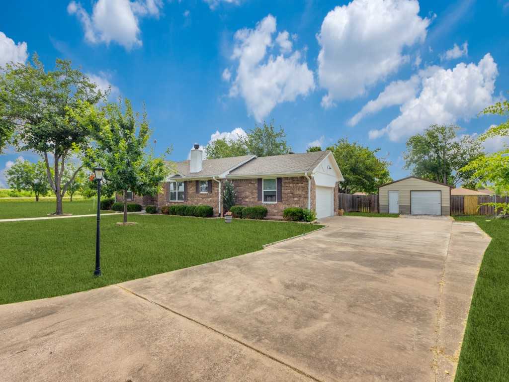 photo 3: 170 Cherokee Drive, New Hope TX 75071