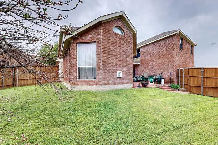 photo 17: 222 River Birch Trail, Garland TX 75040