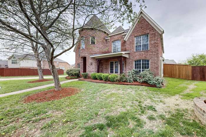 photo 2: 222 River Birch Trail, Garland TX 75040