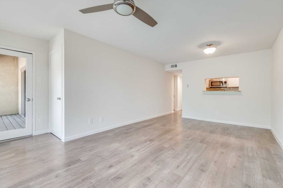 photo 3: 4527 N Oconnor Road Unit 2187, Irving TX 75062