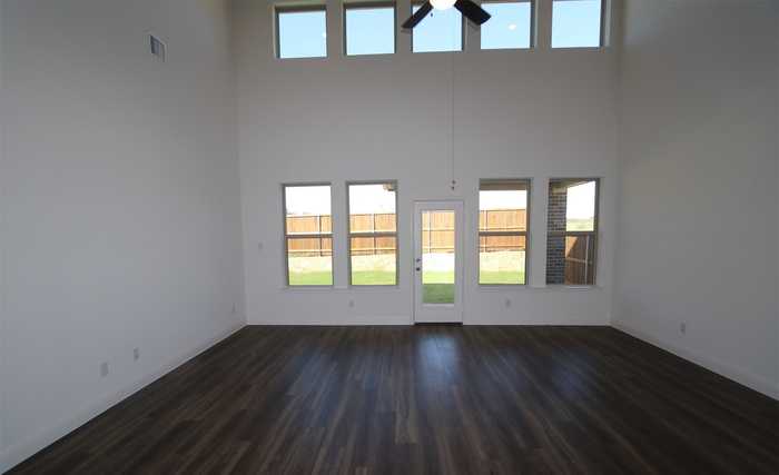 photo 2: 2701 Classical Drive, Denton TX 76226