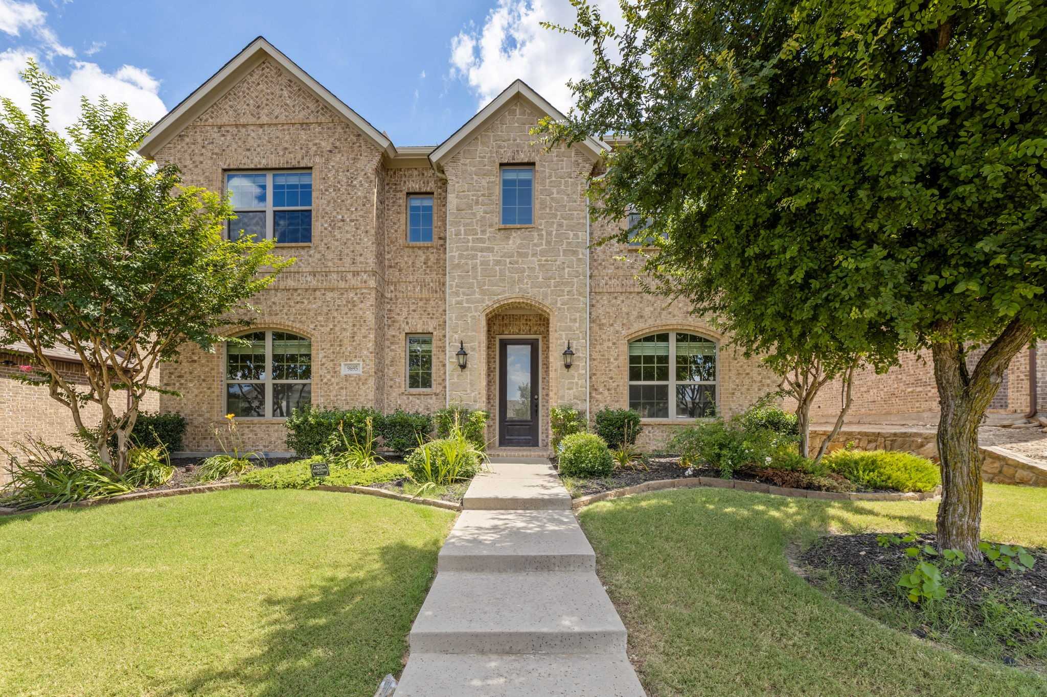 photo 2: 9695 Staffordshire Road, Frisco TX 75035