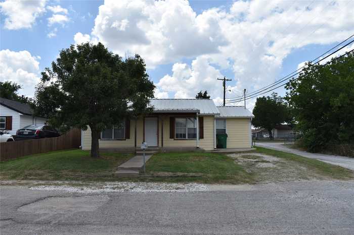 photo 1: 108 Raymond Street, Bowie TX 76230