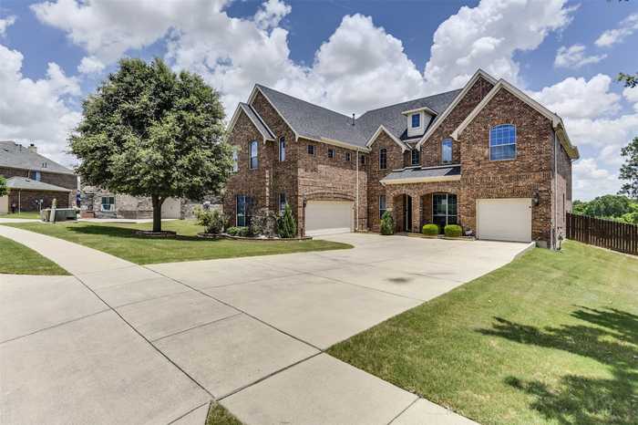 photo 1: 5848 Lamb Creek Drive, Fort Worth TX 76179