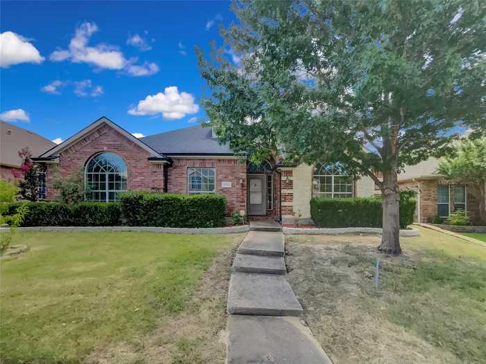 photo 1: 2214 Hollow Way, Garland TX 75041