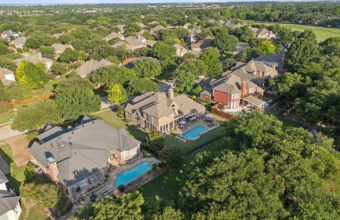 photo 2: 5112 N Meadow Ridge Circle, McKinney TX 75072