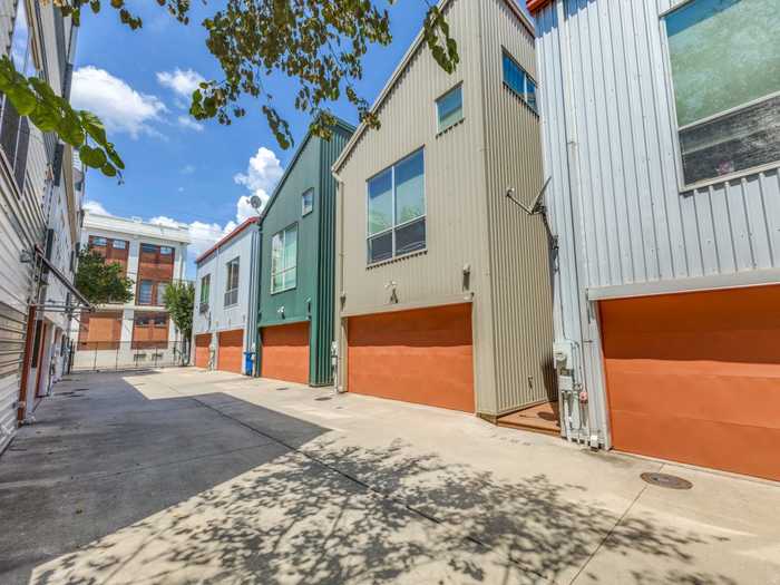 photo 2: 1209 Urban Lofts Drive, Dallas TX 75215