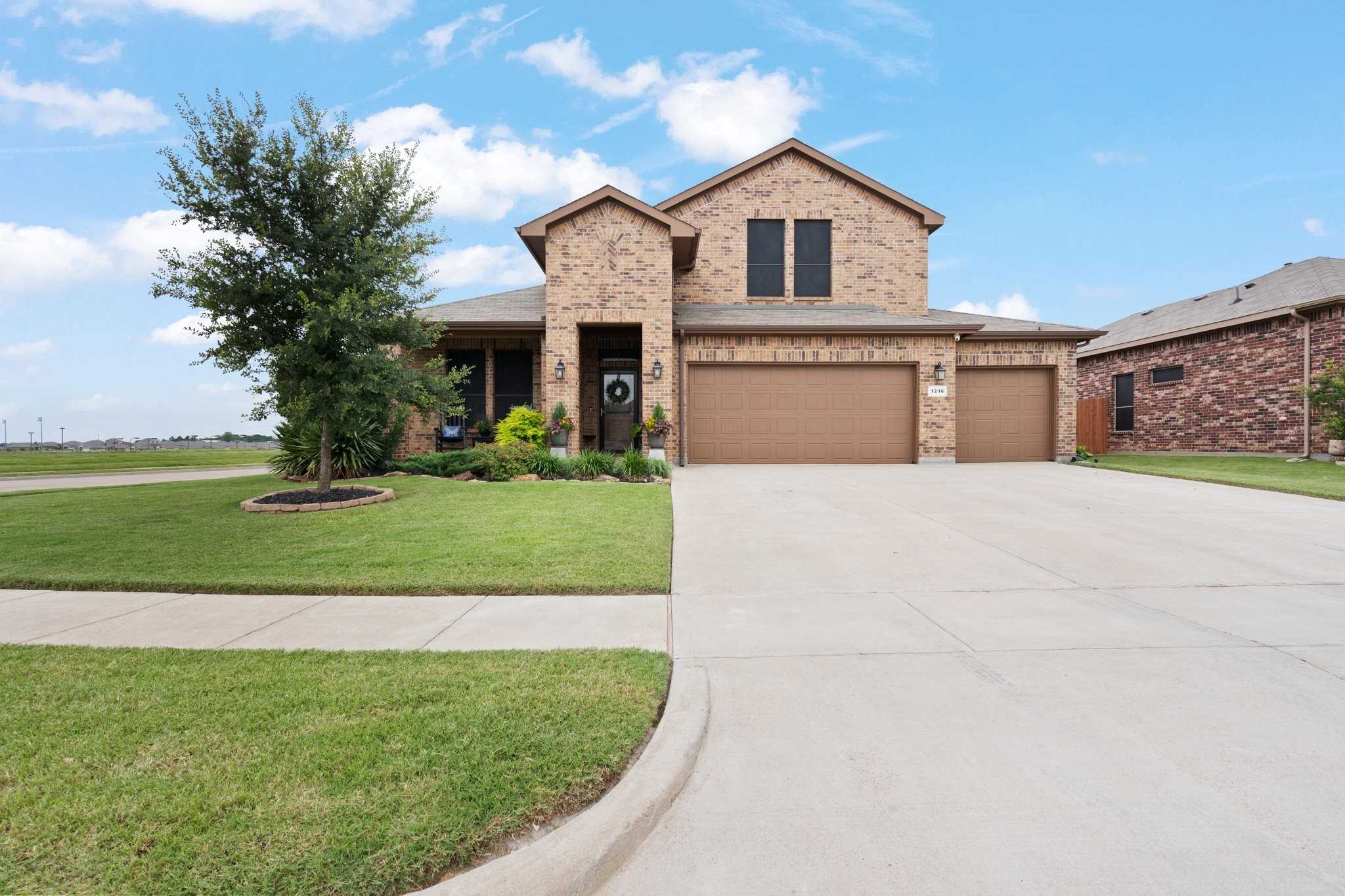 photo 3: 1216 Sausalito Trail, Cleburne TX 76033