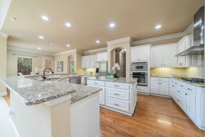 photo 2: 4625 Blackshear Trail, Plano TX 75093