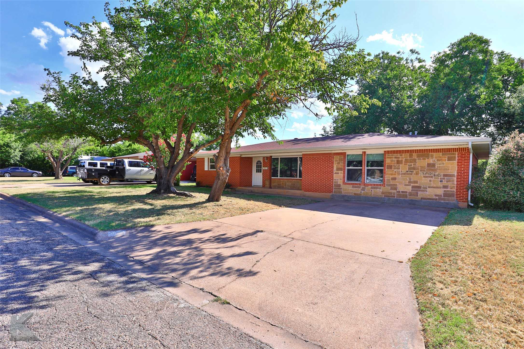 photo 1: 2572 Madison Avenue, Abilene TX 79601