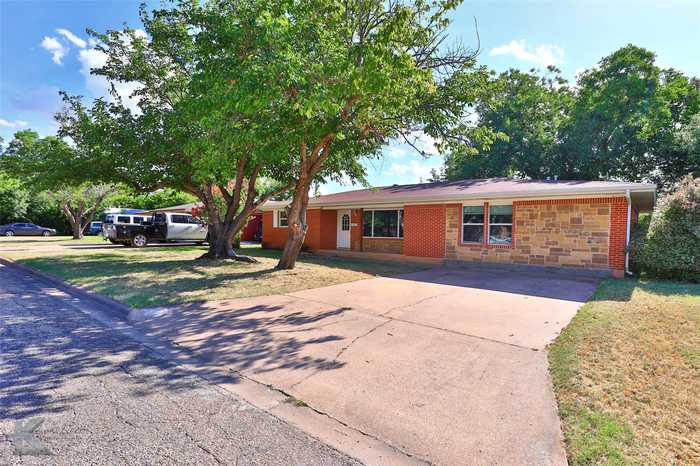 photo 1: 2572 Madison Avenue, Abilene TX 79601