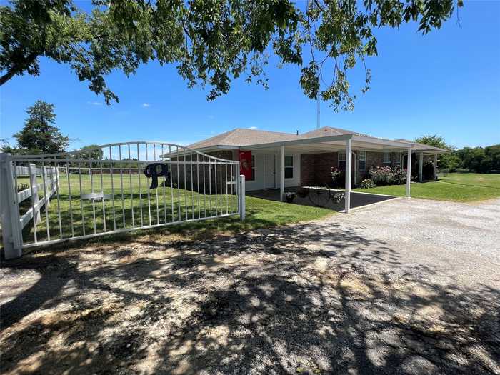 photo 1: 503 Rs County Road 1520, Lone Oak TX 75453