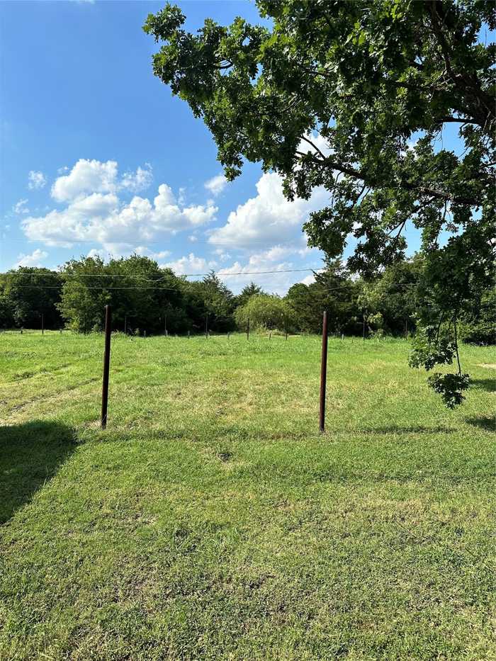 photo 3: 1115 Bell Street, Arlington TX 76001