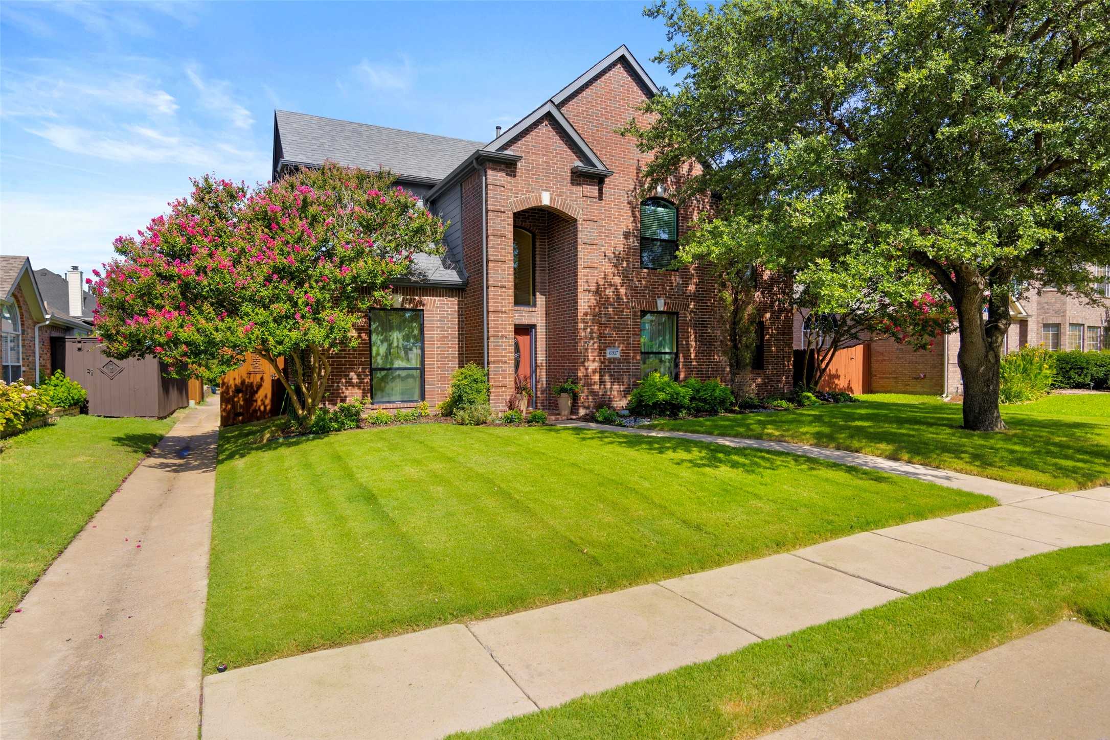 photo 1: 6917 Pensacola Drive, Plano TX 75074