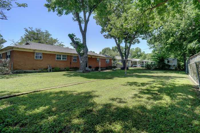 photo 19: 5425 Bonnie Wayne Street, Haltom City TX 76117