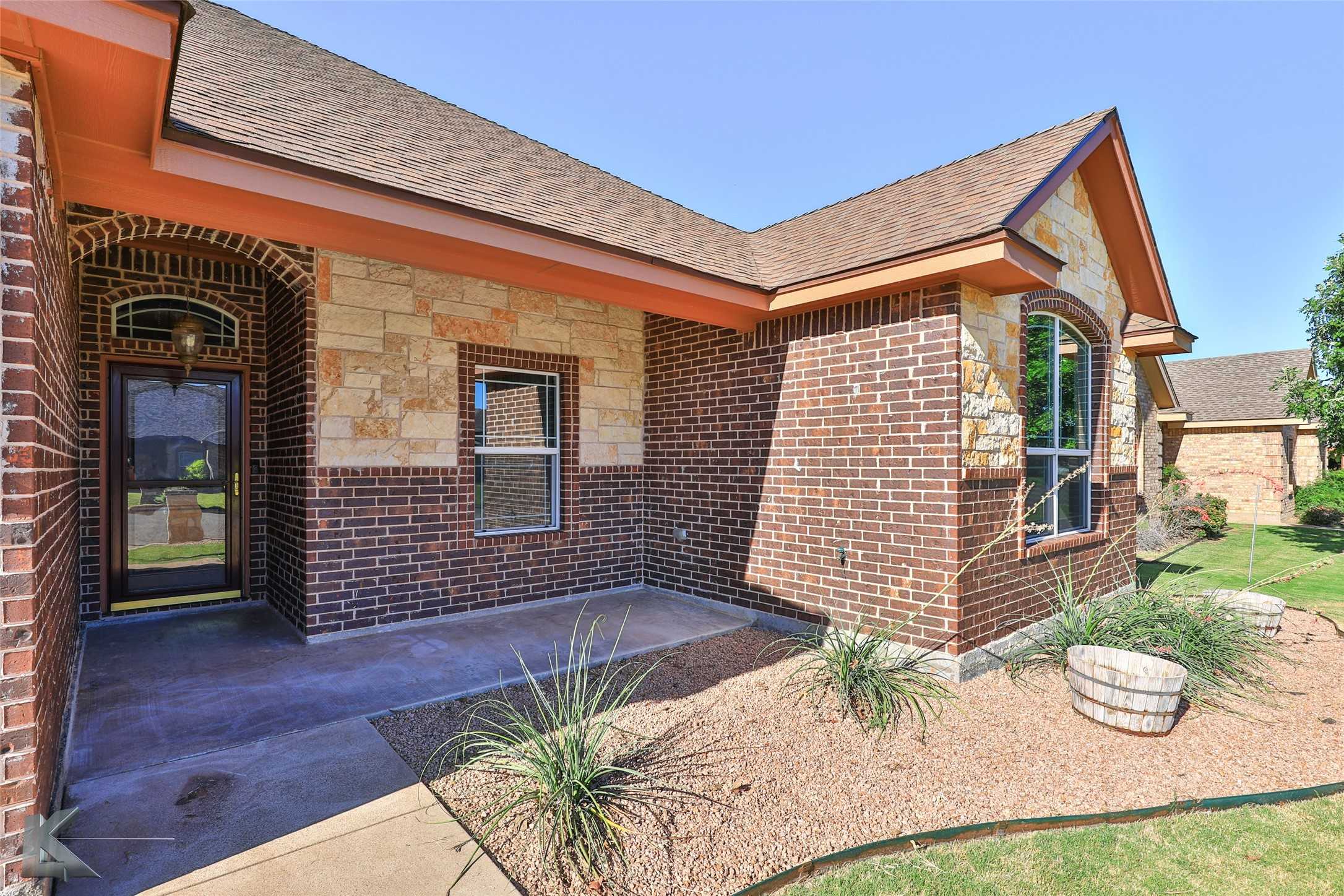 photo 3: 2209 Bunker Hill Drive, Abilene TX 79601