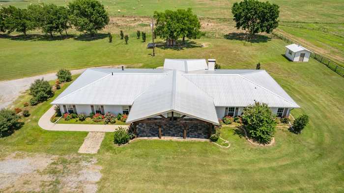 photo 2: 14670 N Hwy 19, Sulphur Springs TX 75482