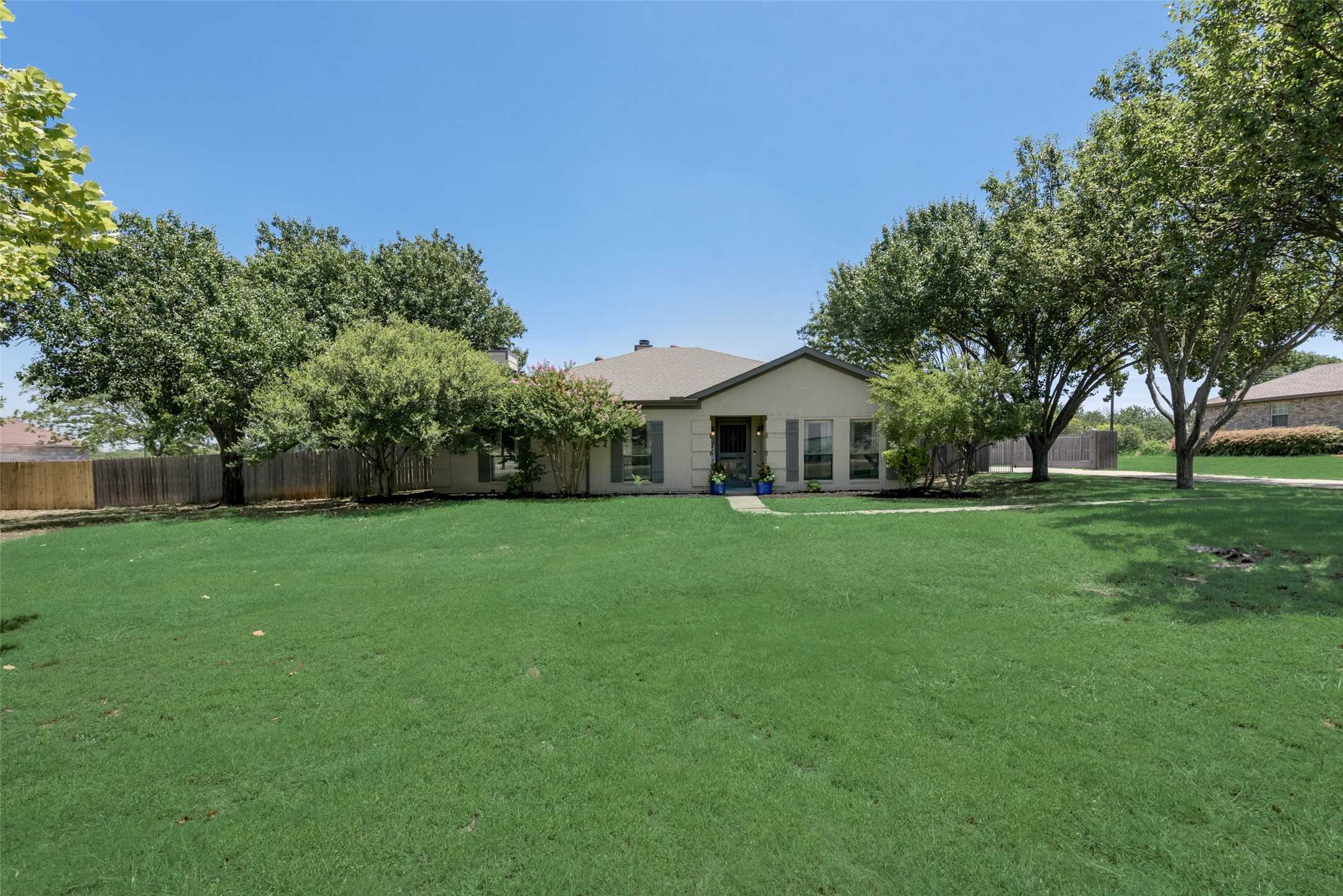 photo 1: 16890 Redbud Drive, Frisco TX 75071