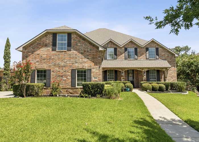 photo 1: 1302 Briar Ridge Drive, Keller TX 76248