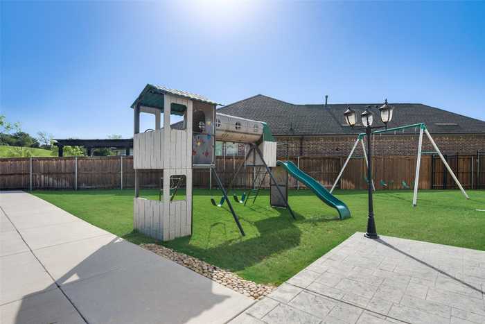 photo 19: 1403 Lone Eagle Way, Arlington TX 76005