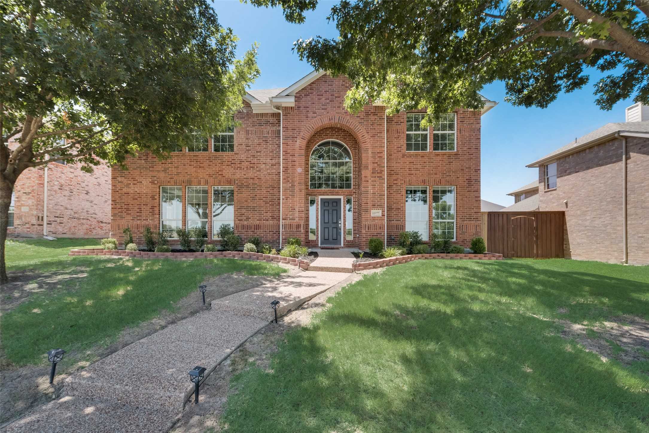 photo 3: 11977 Tyler Drive, Frisco TX 75035